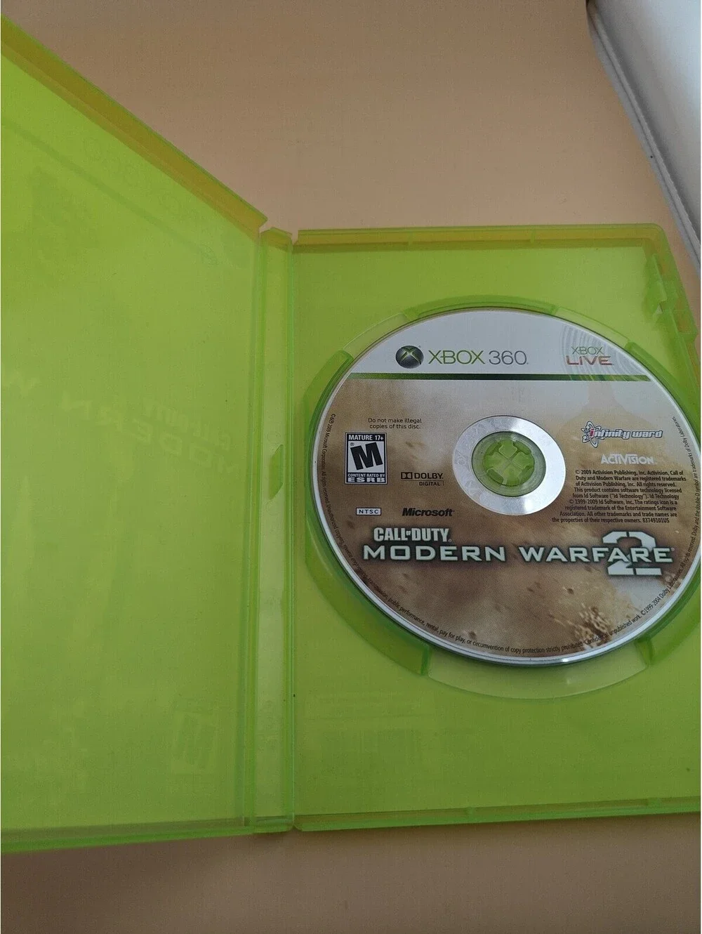 Call of Duty Modern Warfare 2 MW2 Microsoft Xbox 360 Video Game Fast Shipping